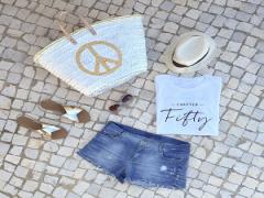 大都市から1泊2日圏内。まるで遠くの島みたいに綺麗なビーチ3選