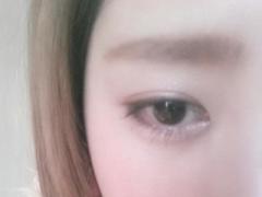 ノービューラー主義。すだれまつ毛メイクで儚げな色気を振りまいて