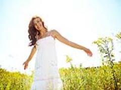 年中同じもの使ってない？ベースメイクは季節で変えてうる艶肌を手に入れろ♡