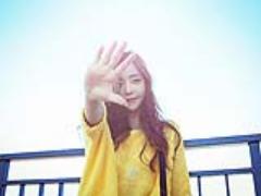 「なる」より「見せる」。もみあげ描き足しメイクで簡単小顔