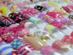 ふわっもふっ。流行のファーアイテムに合うのは「ベルベットネイル」♩