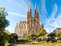 美しさと壮大さに圧巻。完成が迫る未完の大聖堂「サグラダファミリア」