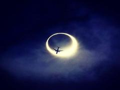 ハロウィンにもオススメ◎夜空に浮かぶ神秘的なムーンネイル