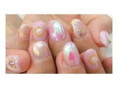 見る角度によって違う偏光ネイルにきゅん♡