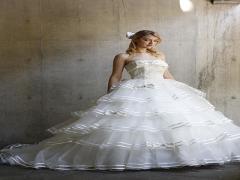 結婚式にもぴったり♡ウエディングネイルは“レースネイル”で指輪も美しく輝く