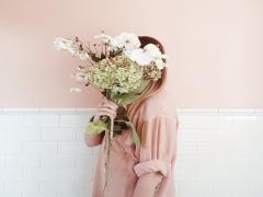 ニキビにクマ、肌のお悩みはコンシーラーを活用してなかったことに！