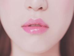 甘いピンクは卒業しましょう。25歳からはじめる"辛口ピンク"リップメイク講座