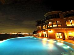 水中から聴こえる音色にうっとり。えのスパで叶えるロマンチックデート♡