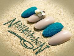 ふわもこネイルに癒されて…ベルベットネイルがステキです。