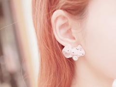 耳をすませば、恋が聴こえる♡「耳かけヘアー×ピアス」の相性120%な関係。