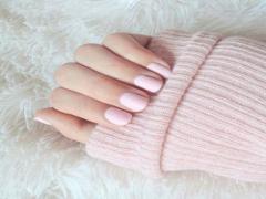 冬デートの指先はふわもこがポイント♡立体的可愛さで彼の♡も射止めて