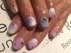 ニットや雪の結晶に飽きたら…春を先取りフラワー柄♪ 先取りし過ぎくらいが丁度いい♡♡