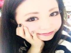 真冬でも“あざやかRed”がおフェロのヒミツ♡透明感のある赤ネイルまとめ