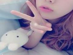 永遠のモテ髪ポニーテール、‘おでこ出し’で作るおフェロ感がたまらなく可愛い♡