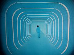 現実から、逃げ出したいあなたへ。異世界につながる3つの物語の切符