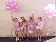 好きな◯◯がネイルのヒントに♡見ているだけでご機嫌になれそうな4つのアイデア