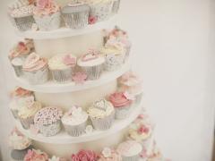 痩せたいならケーキを食べれば良いじゃない。アントワネット式の食事法マニュアル