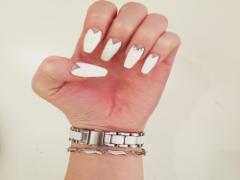 世界のファッショニスタが注目。NEXTトレンド「棺桶ネイル（Coffin Nail）」