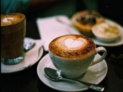 カフェラテとカプチーノの違い分かりますか？今さら聞けないコーヒーの名前と種類
