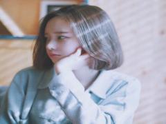 周りと差をつける。就活ヘアーで1本のおくれ毛も出さないポニーテールの作り方。