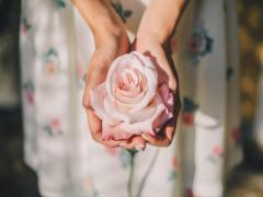 恋する指先は清潔感で勝負。男子の’胸きゅん’誘うネイルの3つの掟♡