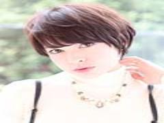 清楚で大人っぽい髪型におすすめ！ダークブラウンのヘアカラースタイル