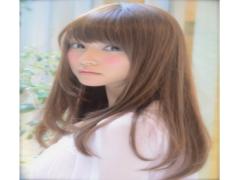 人気ナンバーワンはストレート。上品な大人っぽヘアスタイルカタログ