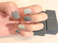 セルフネイルの参考に。絶妙カラーの組み合わせだけで魅力的にさせる簡単シンプルネイル