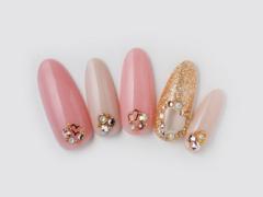 とびっきり可愛い指先にキュンとする♡”ハートネイル”カタログ