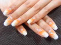 指先に向けて濃→淡を楽しむ、逆グラデーションネイルデザインカタログ