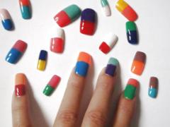 指先まで甘〜く染まって♡春試したい淡色バイカラーネイルカタログ