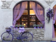 大人フェミニンな色っぽさ。ラベンダーネイルで春風を呼び込んで＊