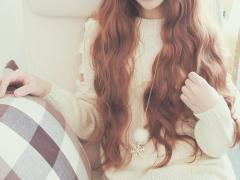染めるだけで終わらない。デビュー成功確実ふんわりヘアアレンジ