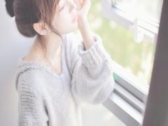 届きそうで届かない、妖精のような存在。羽を授かるまでの ”アン・ドゥ・トロワ"