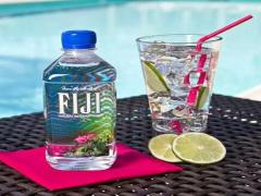 美にも健康にも繋がる！水をたくさん飲むべき理由