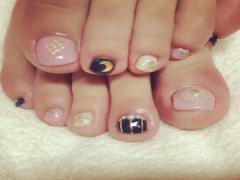 見えないからって怠ってませんか？フットネイルで足元にまで女子力を♡