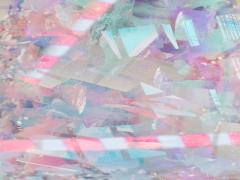 春の日差しに照らして。簡単"ガラスネイル"でアクセサリー要らずの指先に