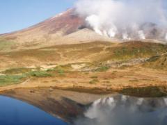 北海道最高峰の山の麓にある「旭岳温泉」。大自然の恵を味わおう♪