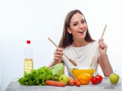 目の疲れは食で解消！4つの効果的な食べ物