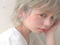 透け感ハイトーンが断然おしゃれ。春を感じるブロンドヘアカタログ