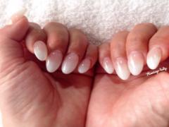 可愛い彼女は気難しい。ホワイトグラデネイルをセルフでする方法