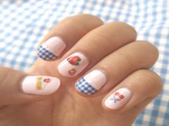 ガーリーな世界観が広がる♡ギンガムチェックネイル20選