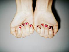 おしゃれ上級者になれるくりぬきネイル。〝△&amp;□〟で作るのが正解みたいっ