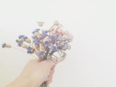 指先に満開の花たちを。春の訪れを知らせる3つのフラワーネイルカタログ