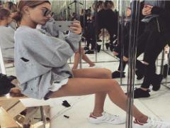 可愛いだけはもう卒業。シックなグレーで魅力的な指先を。