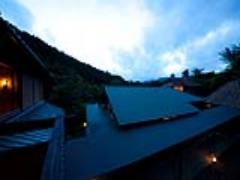 九州の激選、温泉ランキングトップ5！魅力的な秘湯が目白押し♡