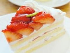 お花の似合う女の子って素敵。春にぴったり“押し花ネイル”デザイン集