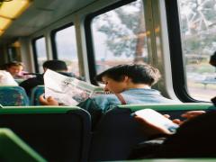 アラサーだからこその魅力「知的見え」。ただのデキる女に終わらないお仕事メイク