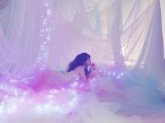 ネイルのキラキラデザインっていっぱいある！種類別ネイルカタログ