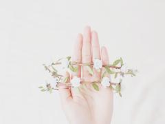 短いからこそキュートなフォルムに惹かれるの♡春のショートネイルカタログ